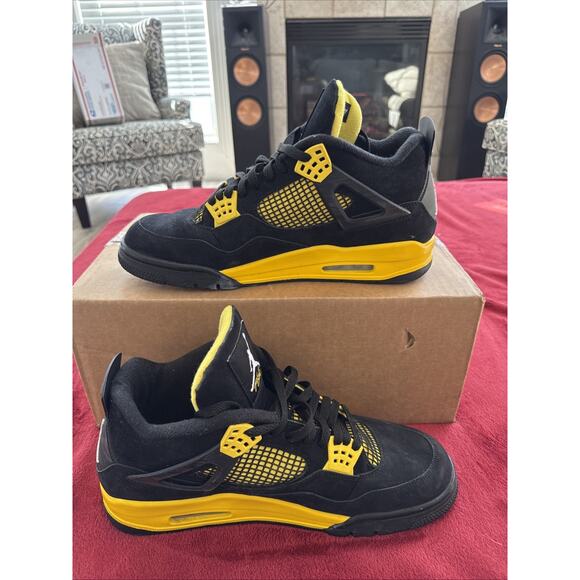 SIZE 13 Jordan Air Jordan 4 Retro Thunder Black/Yellow DH6927-017 Men\'s Sneaker main image 6